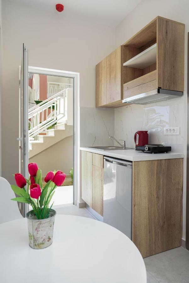 Antonis Apartments Kalamákion 외부 사진